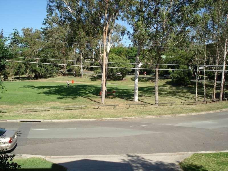 6/81 Fairley Street, Indooroopilly QLD 4068