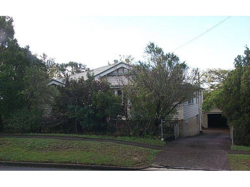 28 Stanley Road, Norman Park QLD 4170