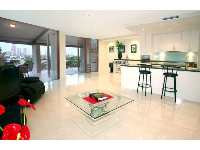 5/29 Bauer Street, Southport QLD 4215