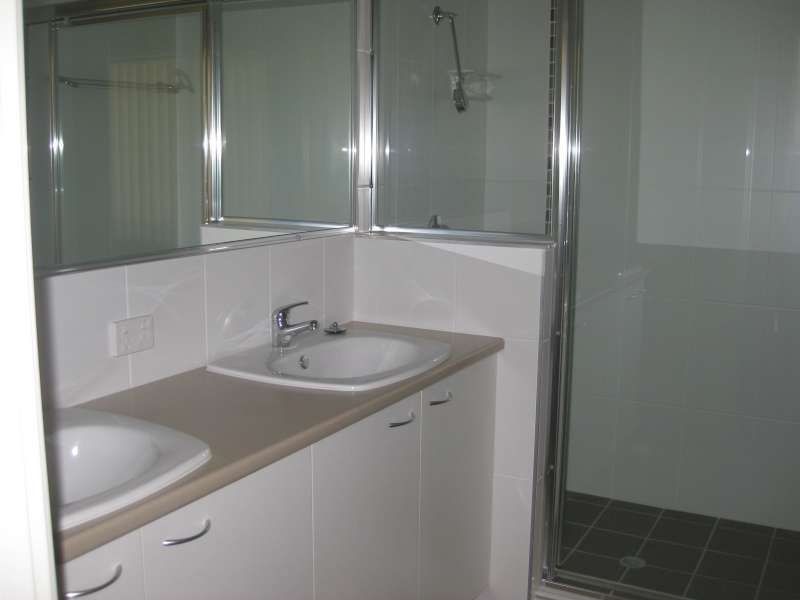 12 Koala Close, North Lakes QLD 4509