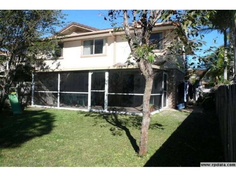29/21 Usher Avenue, Labrador QLD 4215
