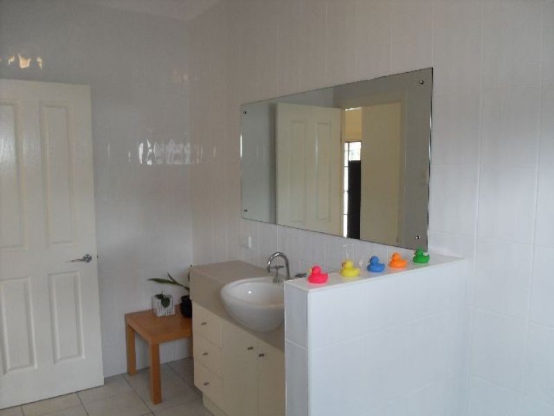 53 Clara Street, Corinda QLD 4075