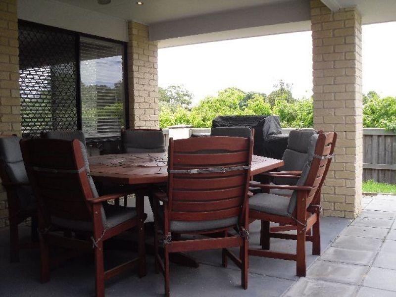 6 Baychester Place, Wakerley QLD 4154