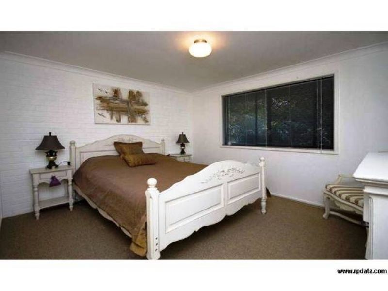 1, 38 Middle Street, Labrador QLD 4215