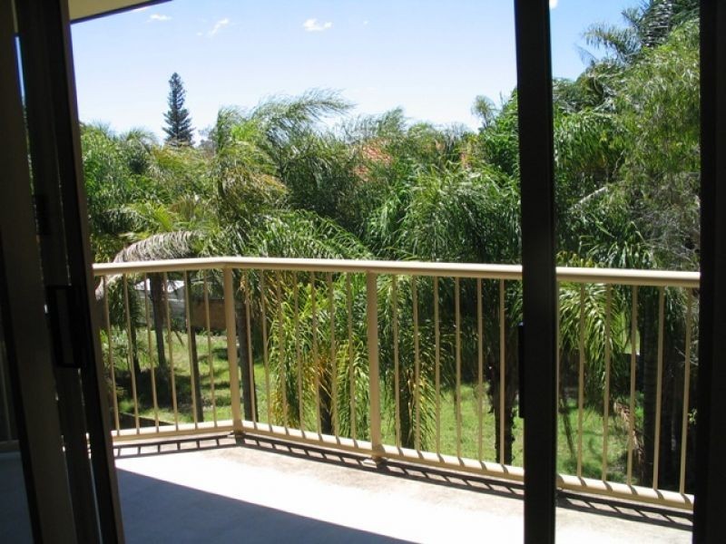 12/35 Huth Street, Labrador QLD 4215