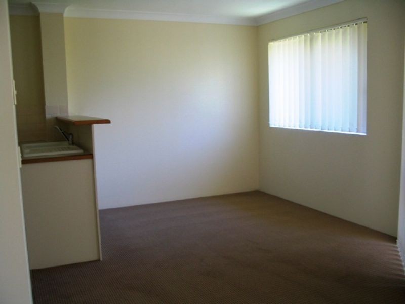 12/35 Huth Street, Labrador QLD 4215