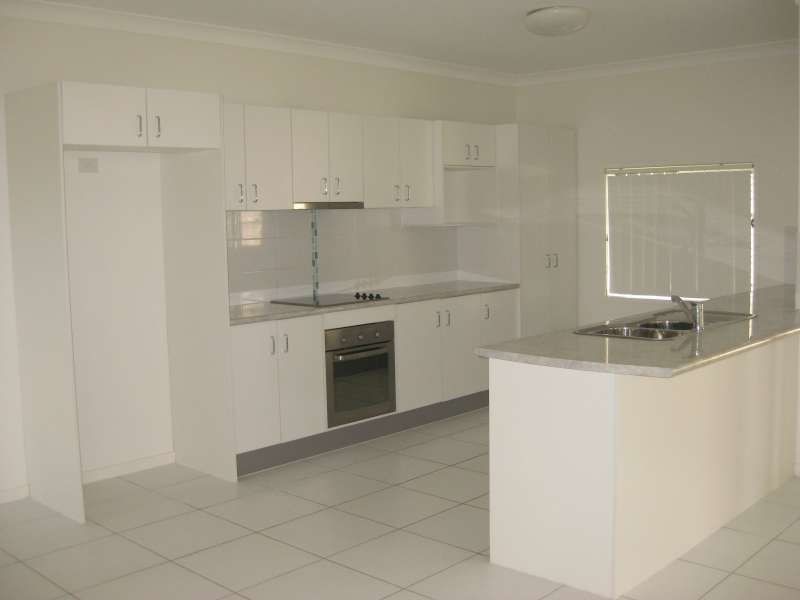 2 Lilly Anna Lane, Narangba QLD 4504