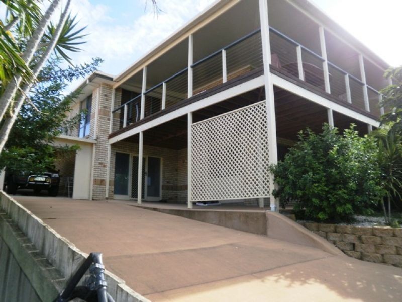 5B Highvale Drive, Helensvale QLD 4212