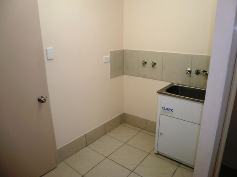 5B Highvale Drive, Helensvale QLD 4212