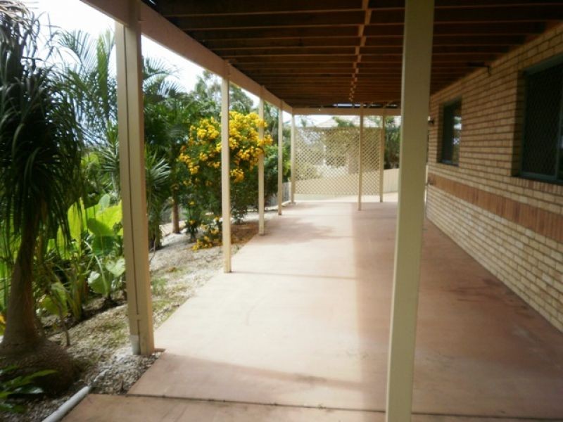 5B Highvale Drive, Helensvale QLD 4212