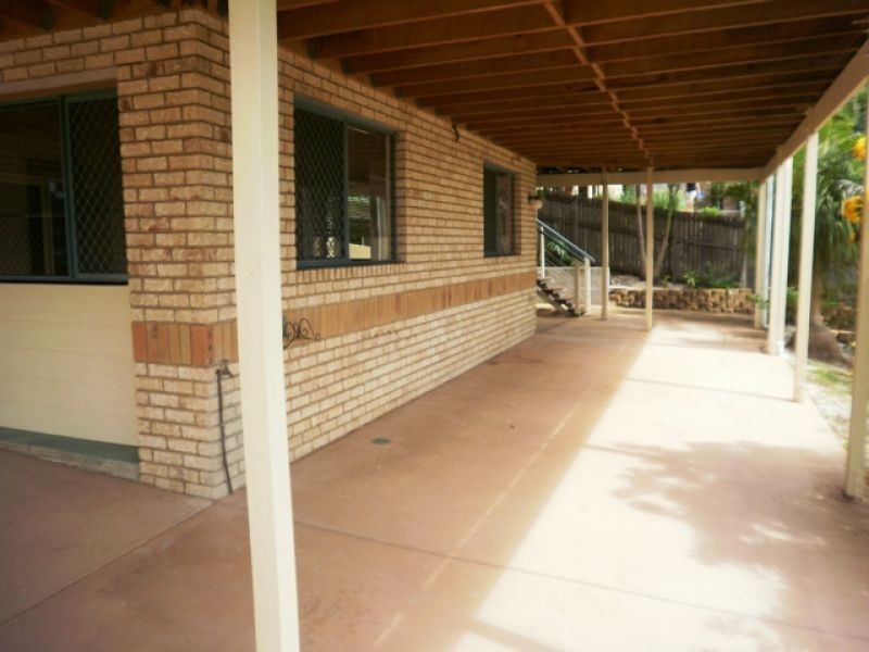 5B Highvale Drive, Helensvale QLD 4212