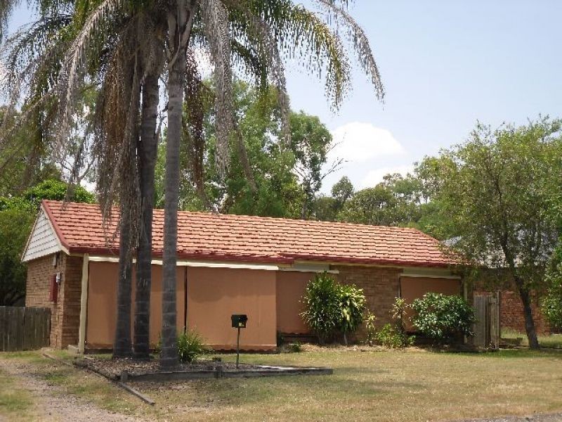 15 Helmet Street, Hillcrest QLD 4118