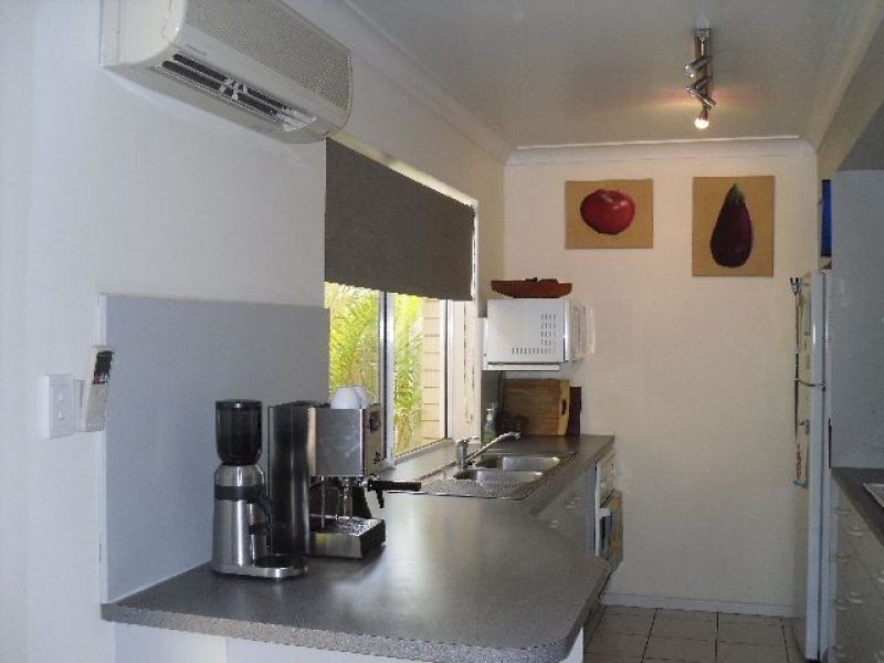 3/11 Edmond Street, Coorparoo QLD 4151