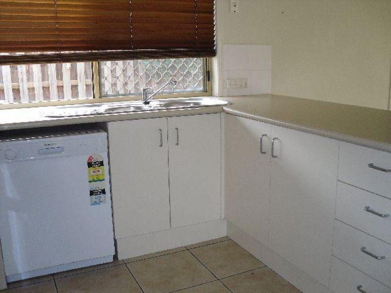 12 Isaacs Way, Wakerley QLD 4154