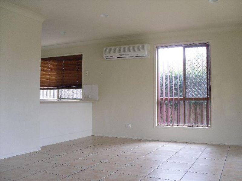 12 Isaacs Way, Wakerley QLD 4154