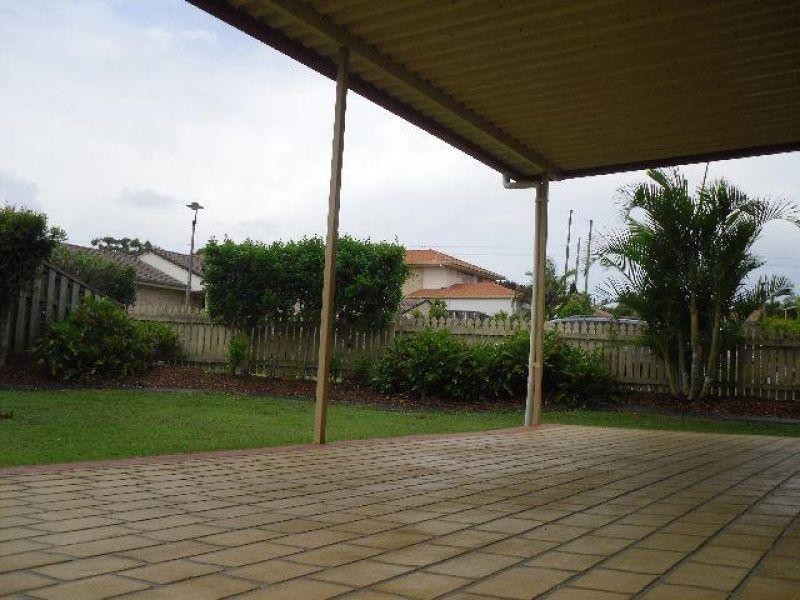 12 Isaacs Way, Wakerley QLD 4154