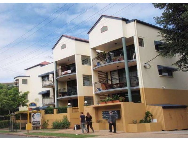 17/173 Merthyr Road, New Farm QLD 4005