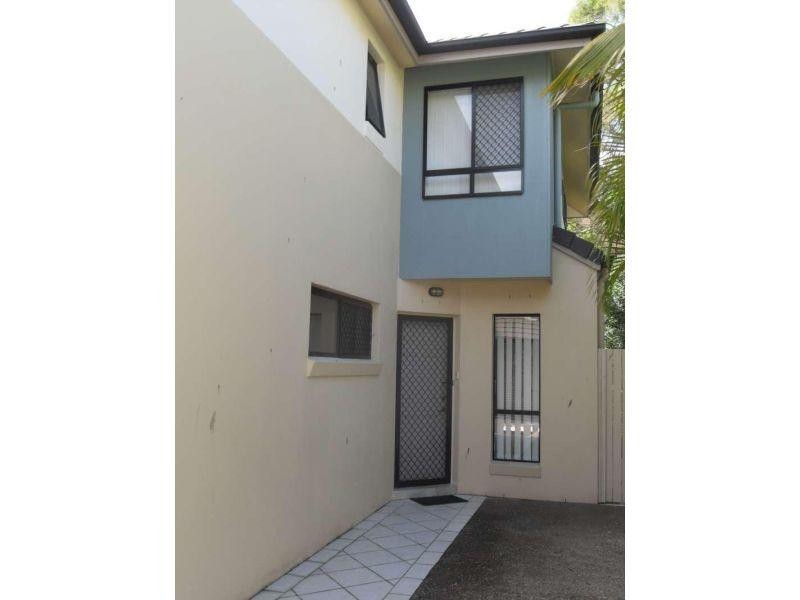 3/8 Sundridge Street, Taringa QLD 4068