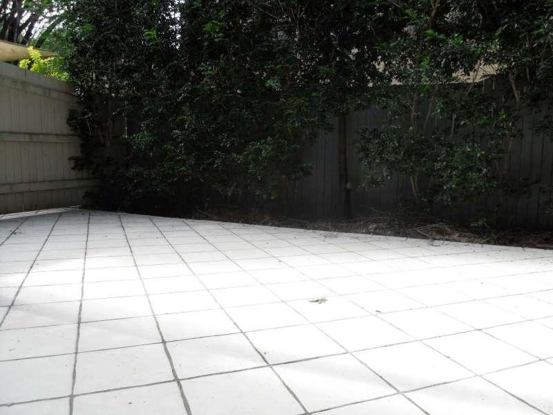 3/8 Sundridge Street, Taringa QLD 4068