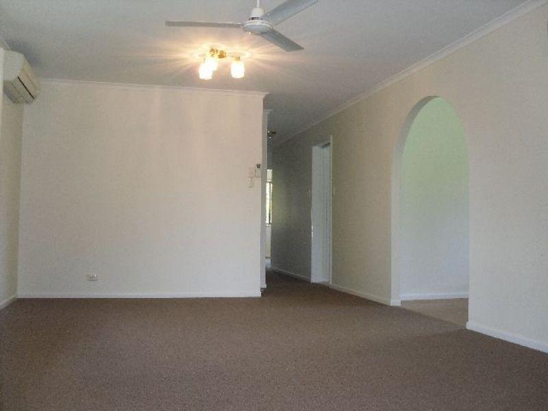 37 Seabreeze Road, Manly QLD 4179