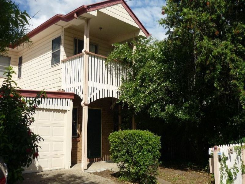 2/5 Scanlan Street, East Brisbane QLD 4169