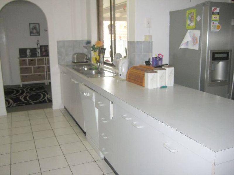 69 Chatsworth Circuit, Capalaba QLD 4157