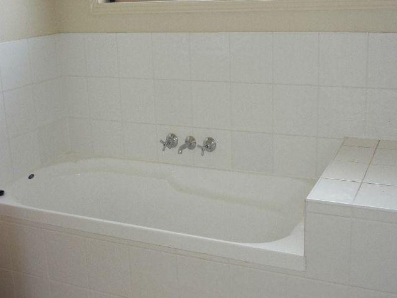 15 Rachel Drive, Crestmead QLD 4132