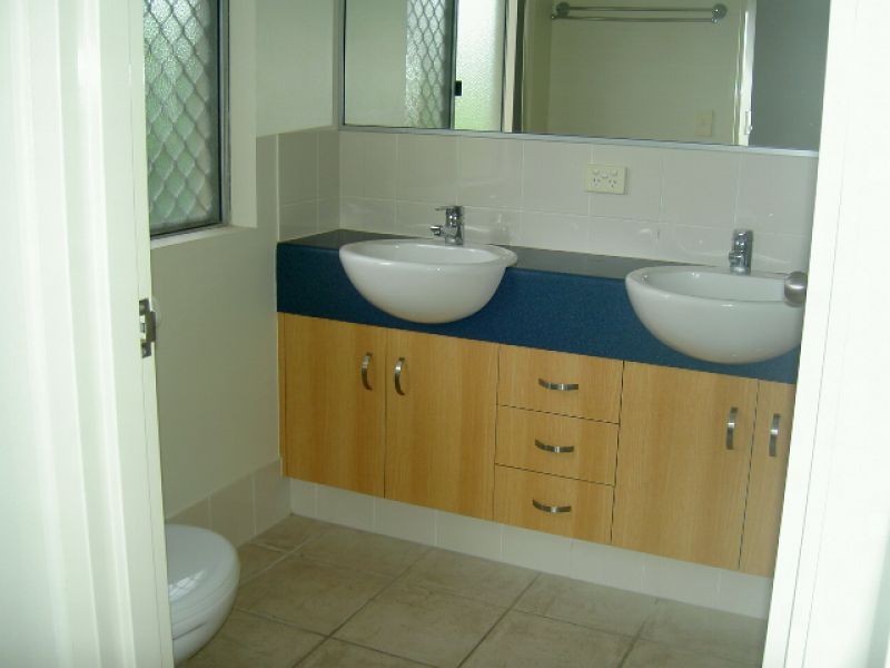 9/18-22 Parker Street, Labrador QLD 4215