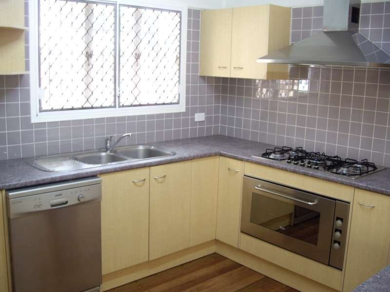 166 Hamilton Road, Wavell Heights QLD 4012