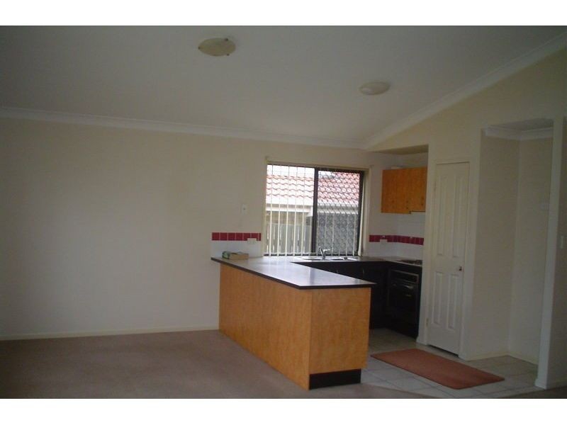 8 Duchess Street, Loganlea QLD 4131