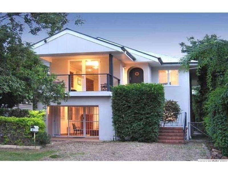 8 Gray Street, Red Hill QLD 4059