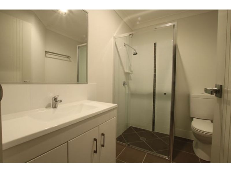 2/18 Homeland Crescent, Warner QLD 4500