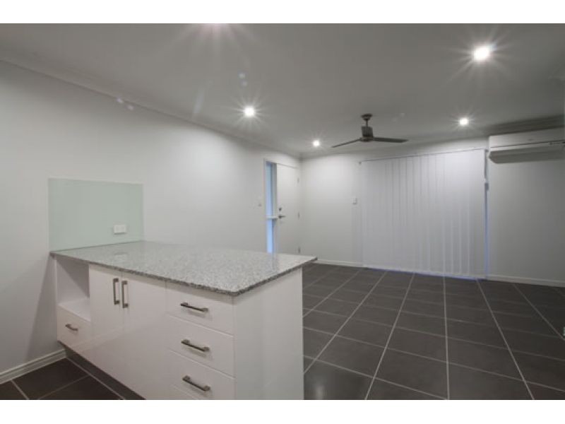 2/18 Homeland Crescent, Warner QLD 4500