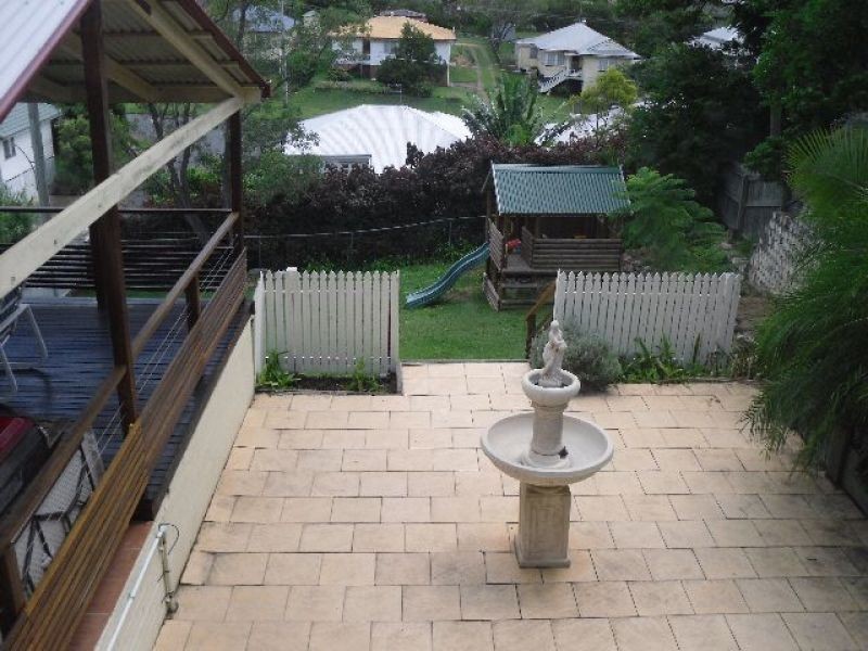 49 Walker Avenue, Seven Hills QLD 4170