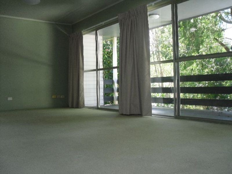 68 Brookfield Road, Kenmore QLD 4069