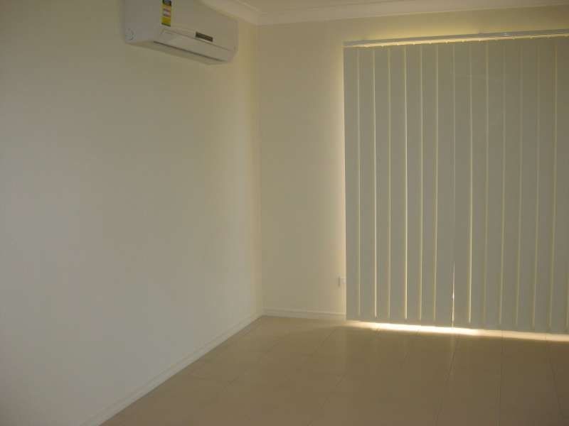 2/11 Bottle Tree Crescent, Mango Hill QLD 4509