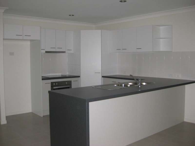 58 Coach Road West n/a, Morayfield QLD 4506