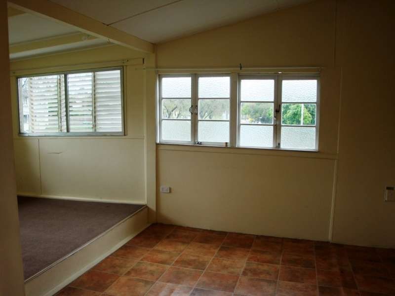 18 John Street, Redcliffe QLD 4020