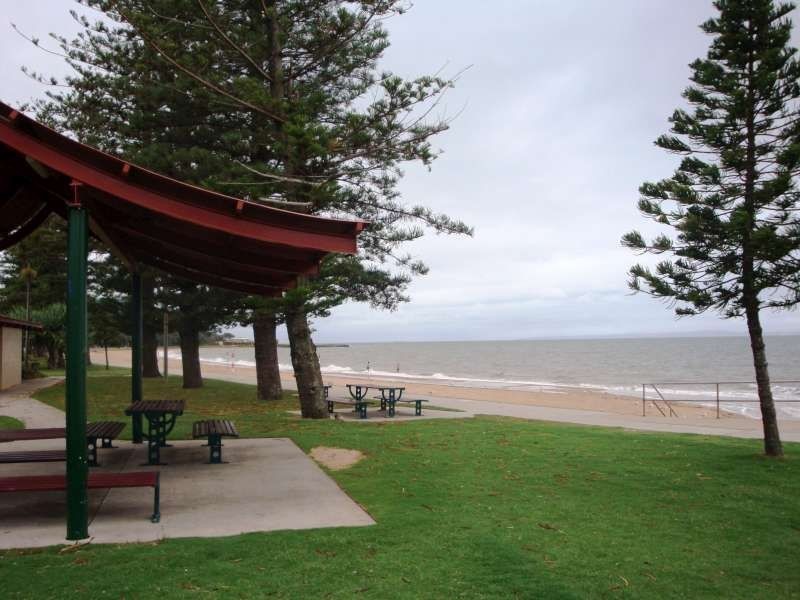 18 John Street, Redcliffe QLD 4020