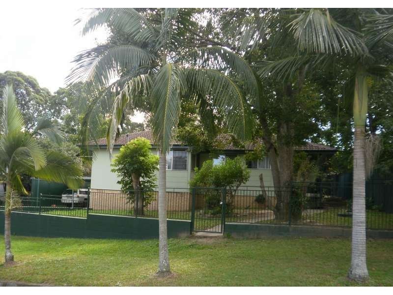 31 Lilli Pilli Drive, Southport QLD 4215