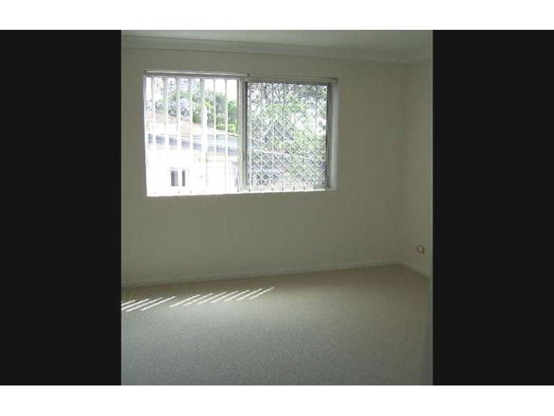 1/38 Peach Street, Greenslopes QLD 4120