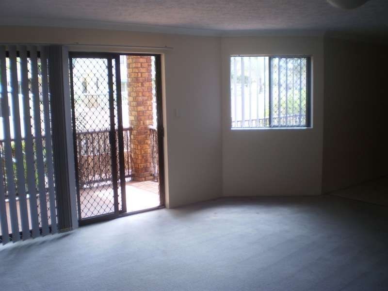 2/146 High Street, Southport QLD 4215