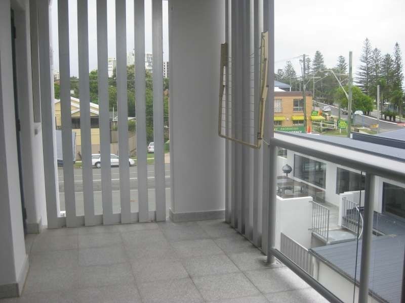 10, 3 Macdonnell Road, Margate QLD 4019