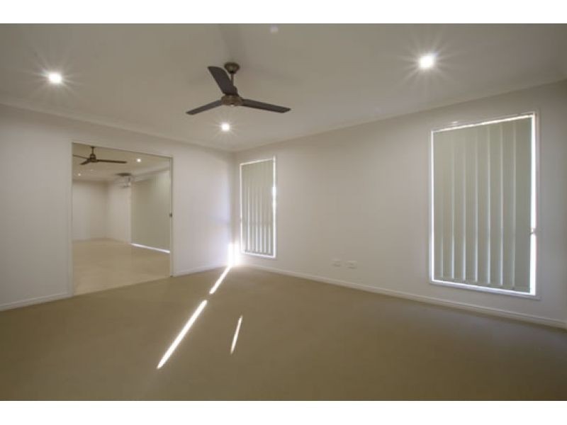 56 Bluejay Circuit, Morayfield QLD 4506