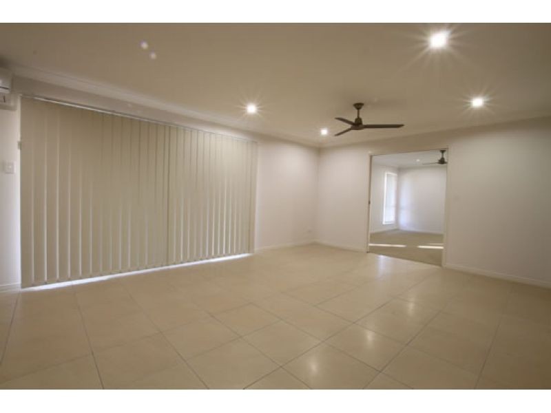 56 Bluejay Circuit, Morayfield QLD 4506