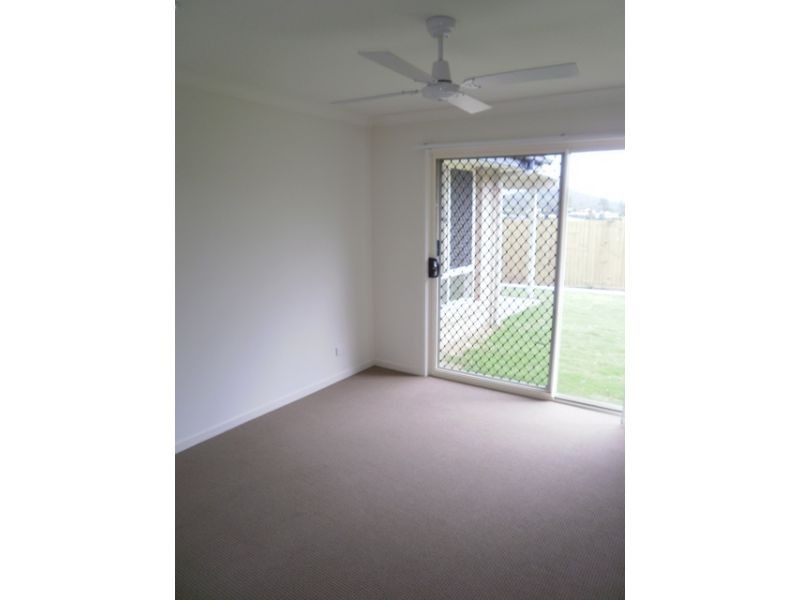 64 Keneally Street, Maudsland QLD 4210