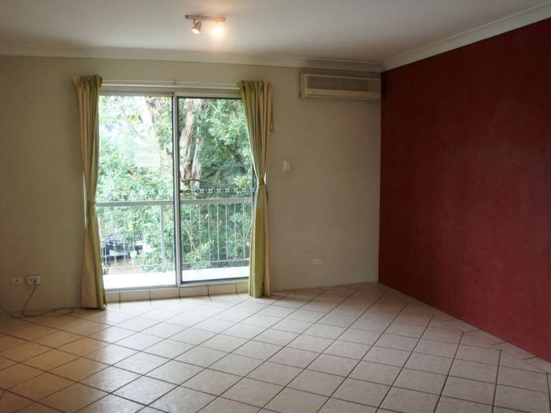 2/8 Church Road, Zillmere QLD 4034