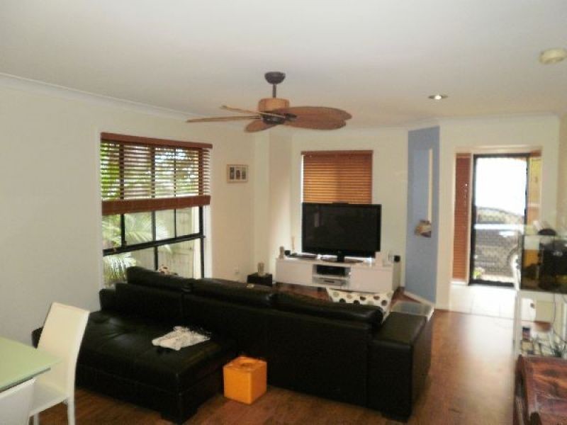 5/14 Terrigal Crescent, Southport QLD 4215