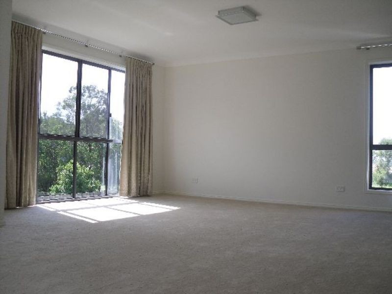 25 Senden Crescent, Manly West QLD 4179