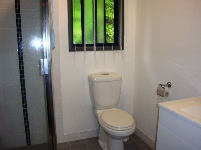 2/1078 Anzac Avenue, Petrie QLD 4502